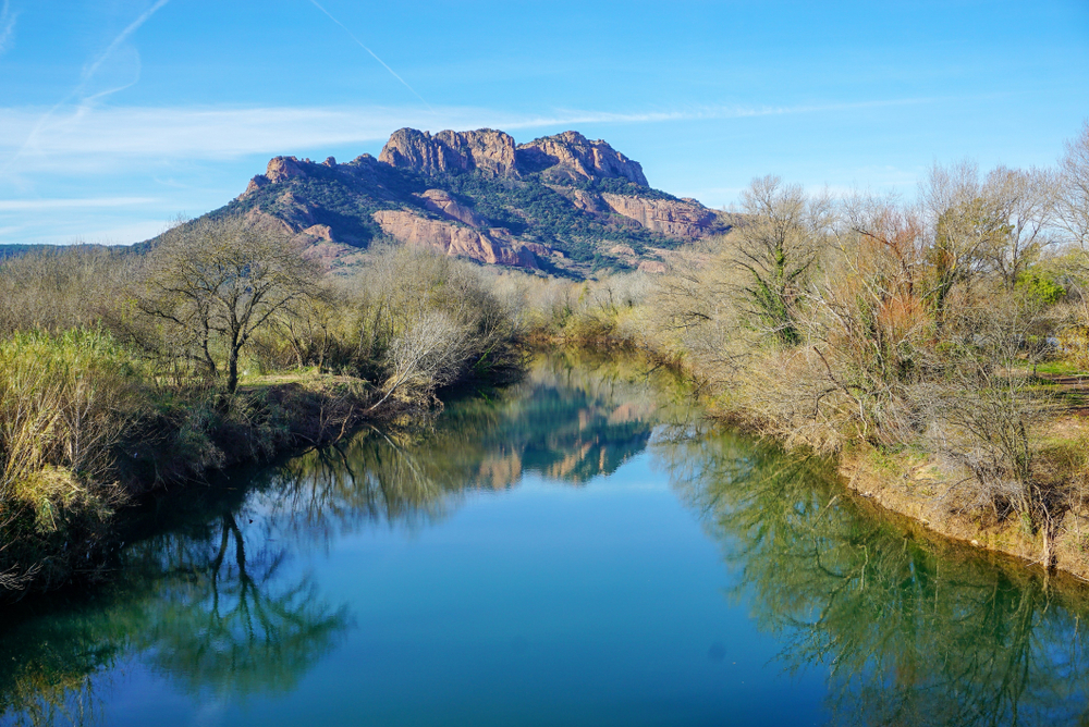 Randonnée du rocher de Roquebrune : une vue panoramique depuis son sommet