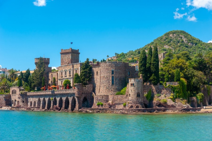 Le Château de la Napoule : un joyau historique à explorer