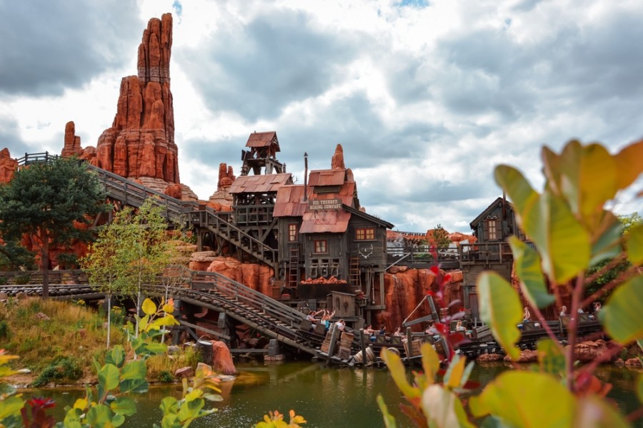 Quelles sont les attractions principales sur le plan de Disneyland Paris ? Quelles sont les attractions principales sur le plan de Disneyland Paris ?